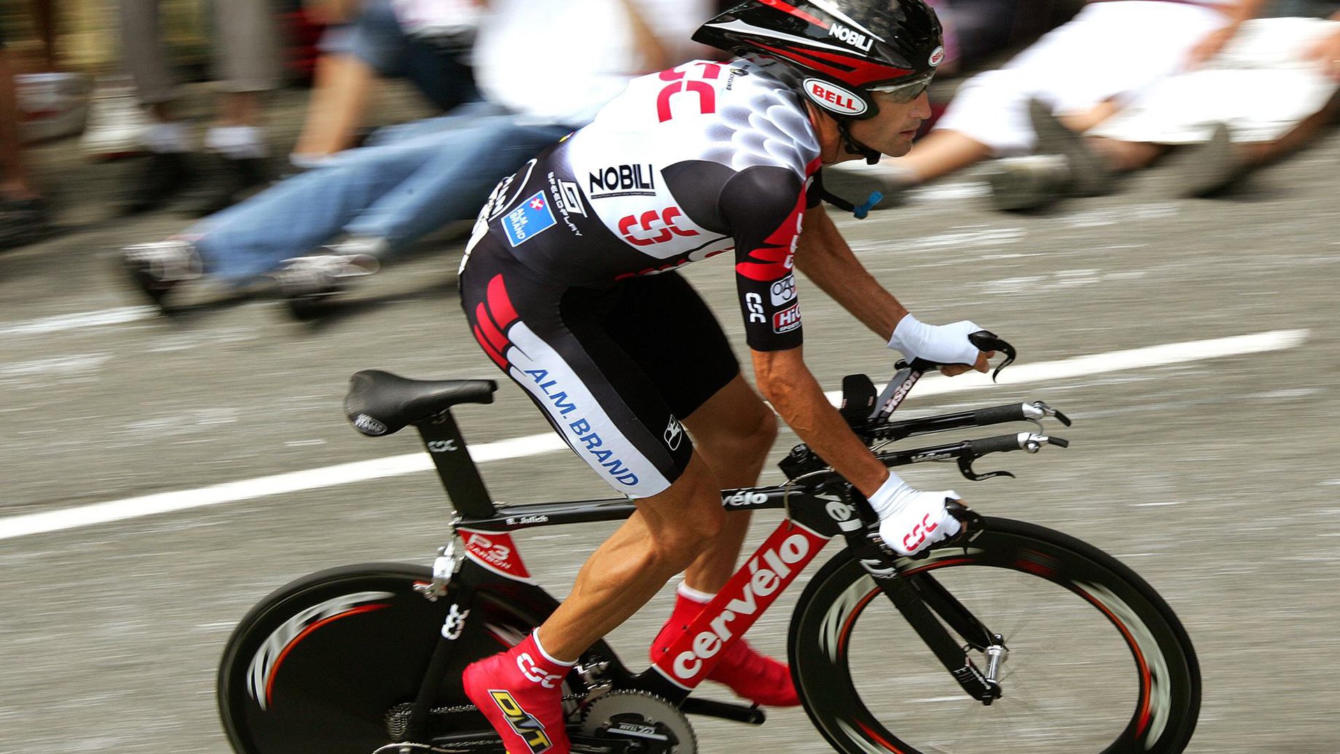 庞蒂稳扎稳打锁定决赛席位,庞蒂克1967